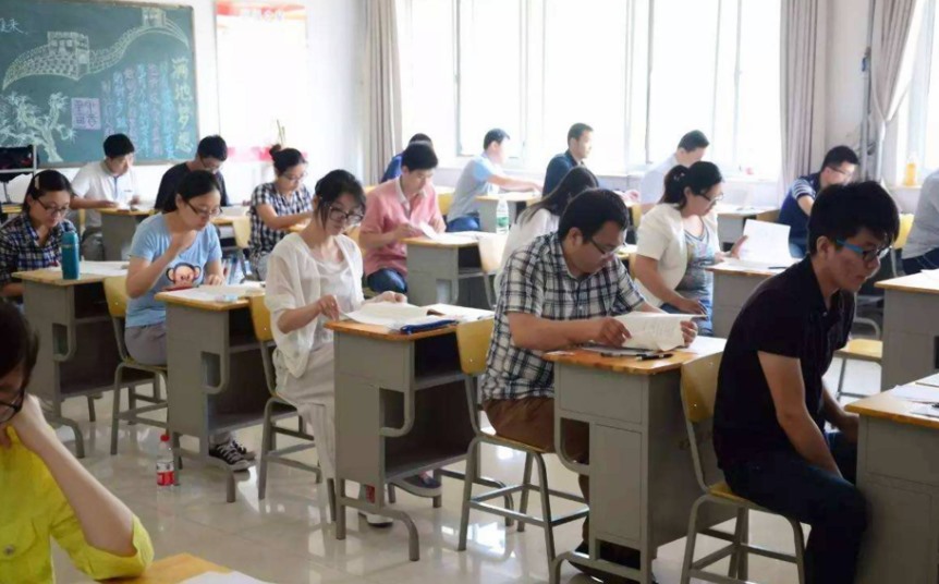 女生考监狱公务员有什么要求（监狱护士公务员报考条件）
