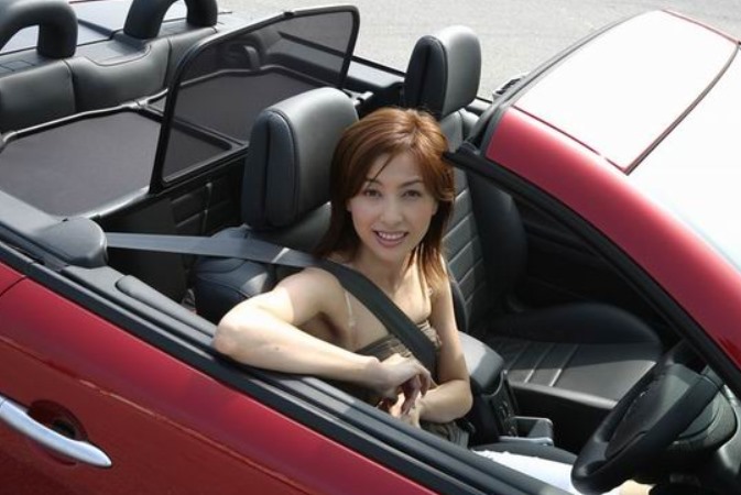 女人开的车哪款好看（适合女生开的漂亮的车）