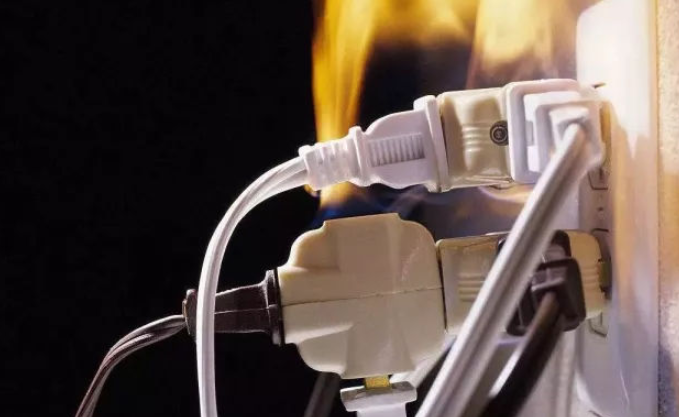 电器起火用什么样的灭火器（指导电器起火事故中正确选择灭火器）