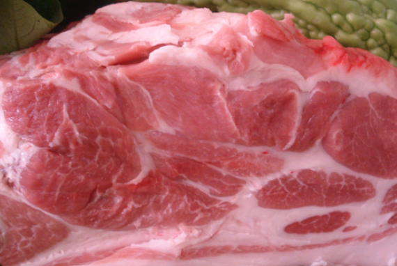 猪板筋肉是哪个位置（了解猪身体部位和制作方法）