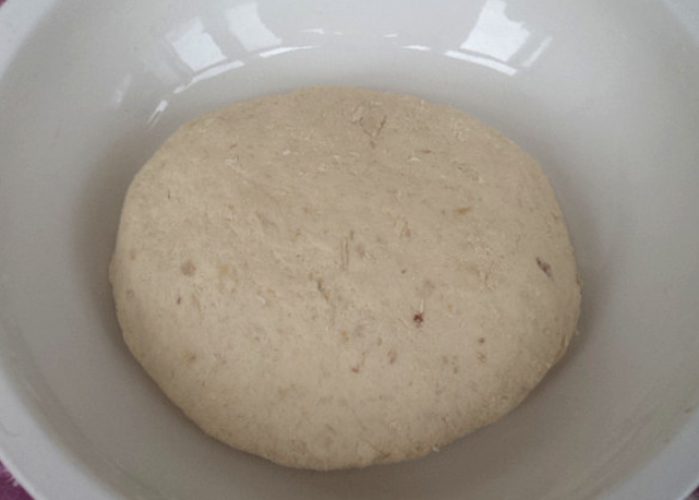 发面要多久才能发好（分享制作发面的时间和技巧）