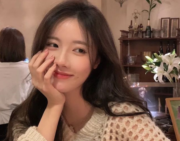 爱换头像的女生的心理（喜欢换头像的女生心理解析）