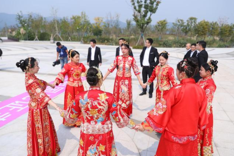 十周年结婚是什么婚（结婚十周年是什么纪念日）