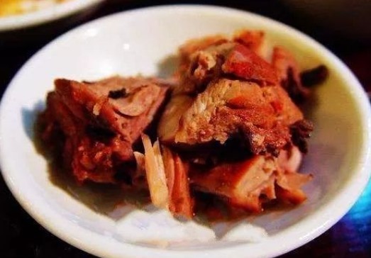 兔肉的营养价值(营养指南：了解兔肉的营养成分与益处)