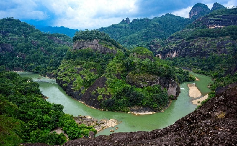 福建旅游必去十大景点（福建十大必玩景点你去过几个）