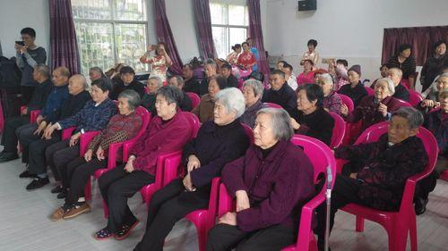 敬老院和养老院的区别在哪（解析敬老院和养老院的服务内容和特点）