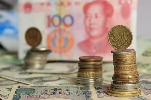 人民币升值好还是贬值好（讨论人民币升值和贬值对国家经济的影响）