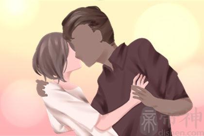 已婚女人梦到别的男人亲自己（分析已婚女人梦境中别的男人亲吻的含义）