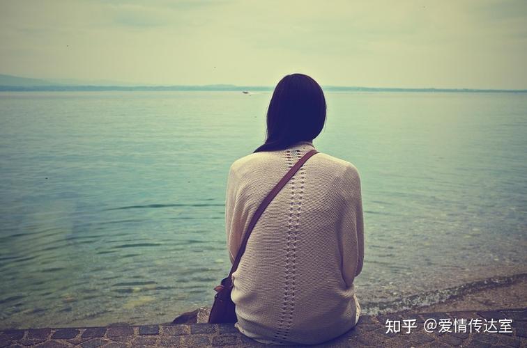 怎么慢慢放下一个人（心理学方法教你如何忘记一个人）