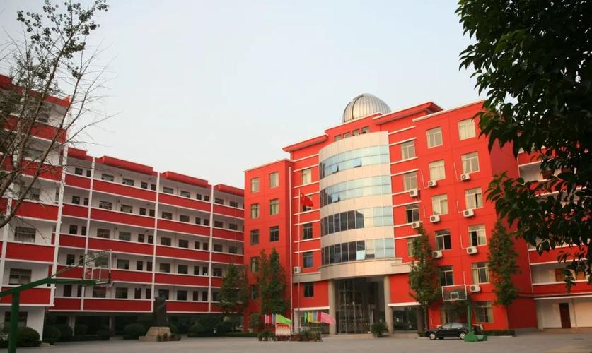 中学门口适合开什么店（分析中学门口适合开设的最佳店铺类型）